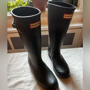 Black Hunter Boots